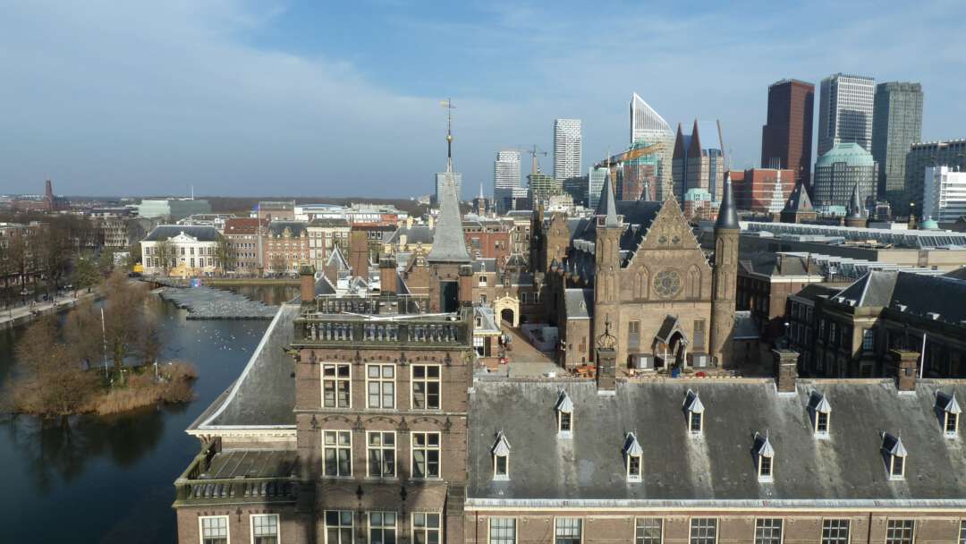 Den Haag Binnenhof Hofvijver OC Wtoren 2160