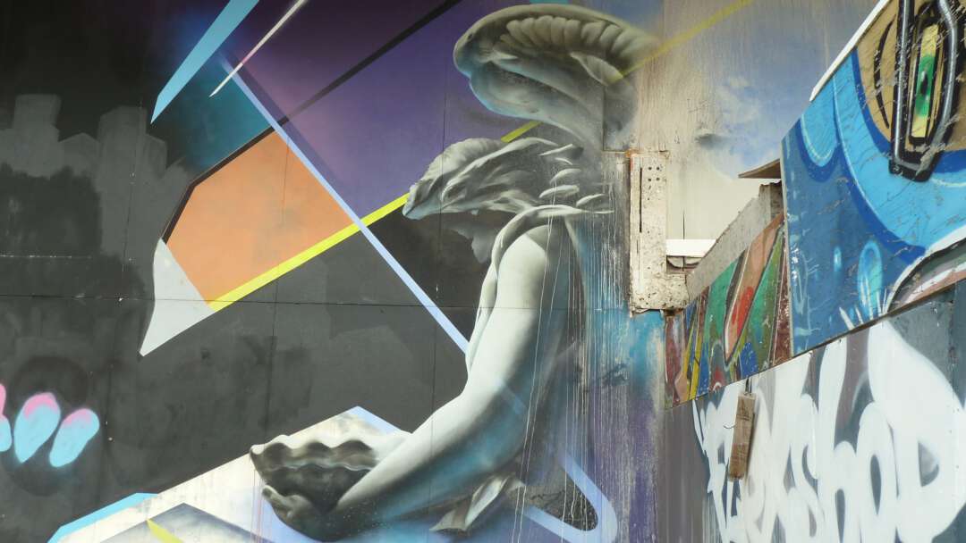 Graffiti op wand restant hotel britannia vlissingen