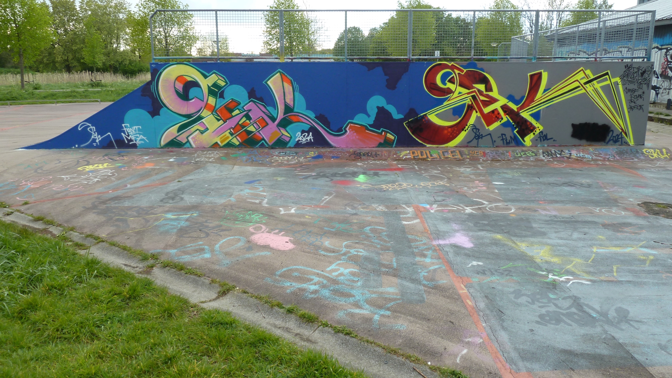 Font mfa totaalbeeld graffiti skatebaan goes zuid april 2024 2160